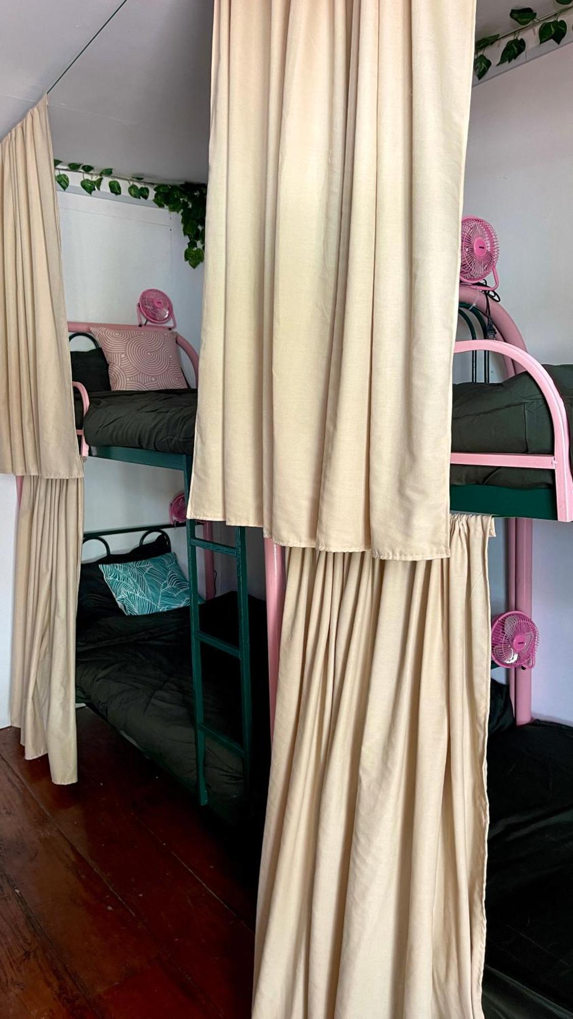 Yaiya Hostel & Smoothie Bar Kaoh Touch ภายนอก รูปภาพ